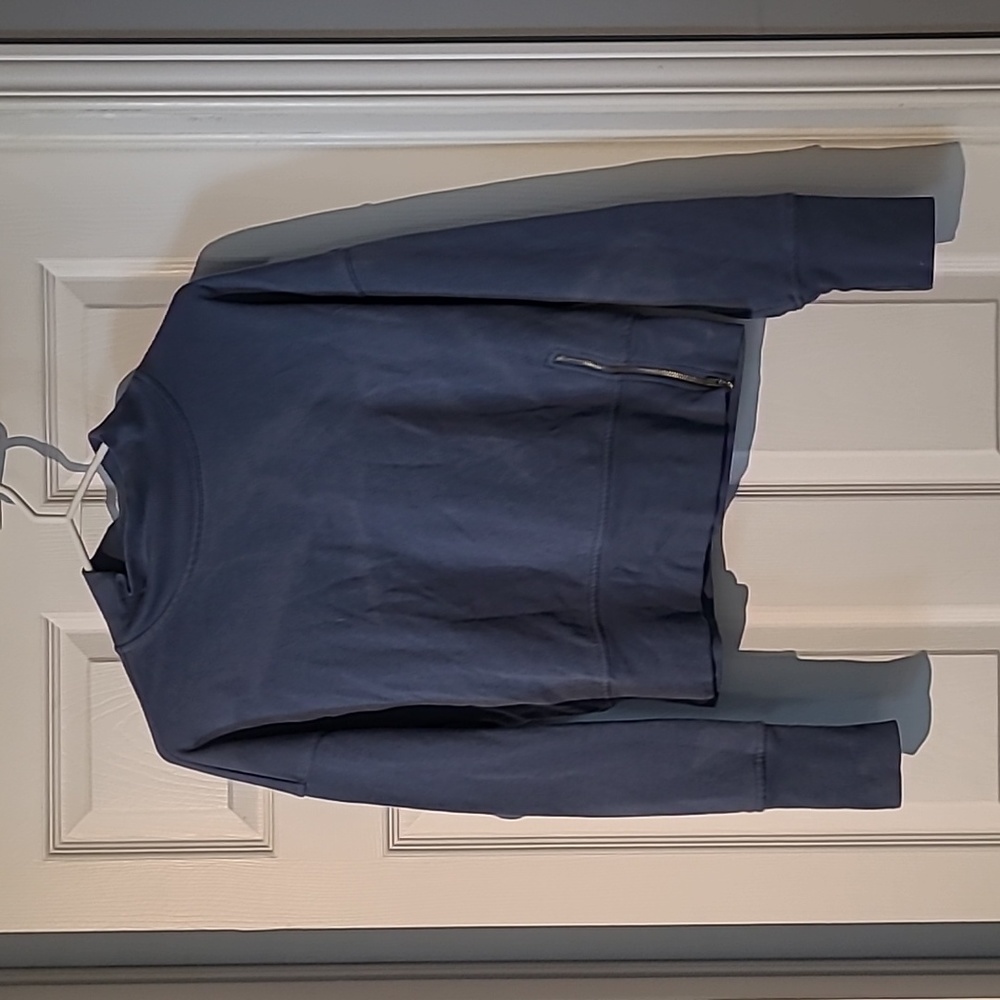 Old Navy sweatshirt